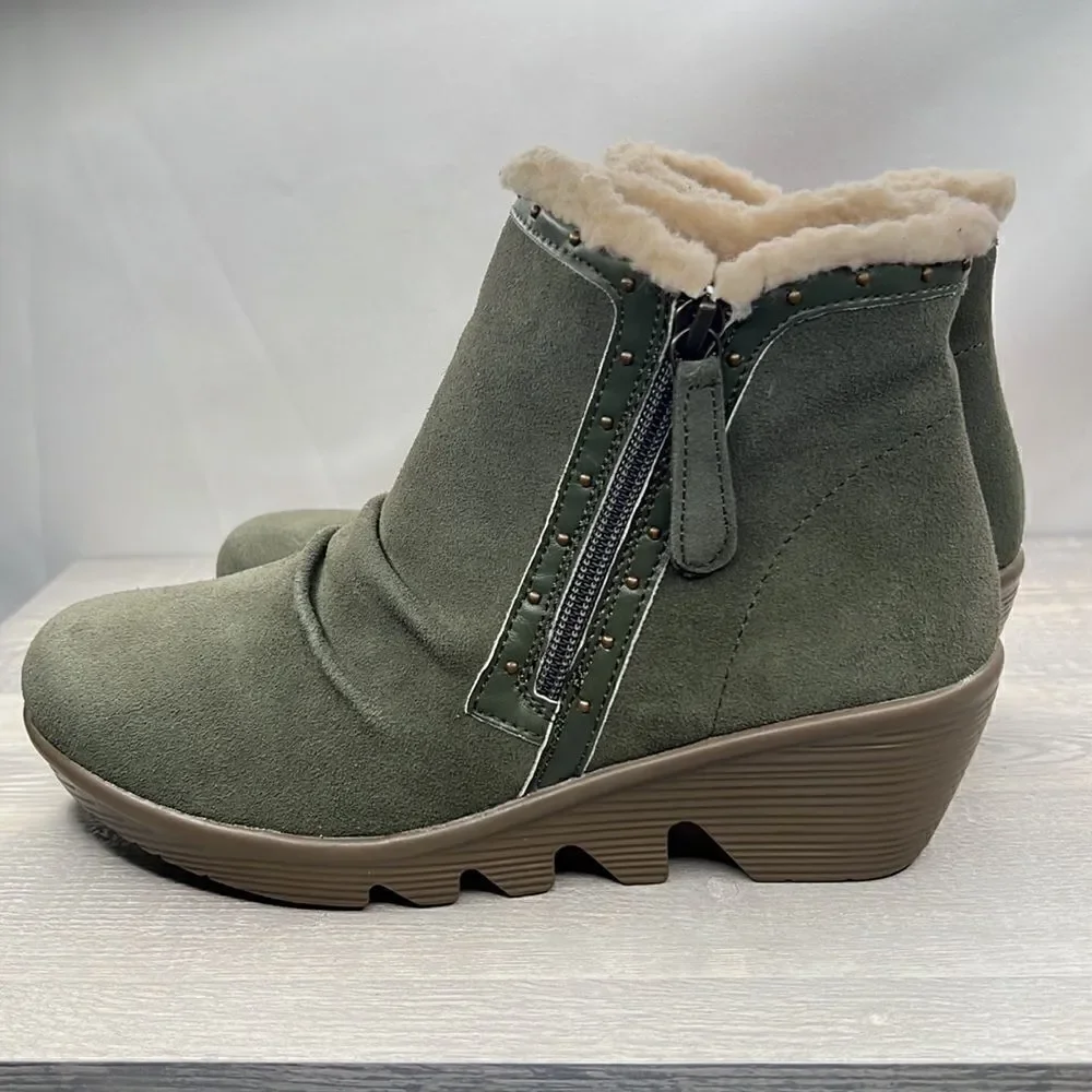 Skechers Olive suede Jumper Sweet Stud scrunch wedge booties NWT
